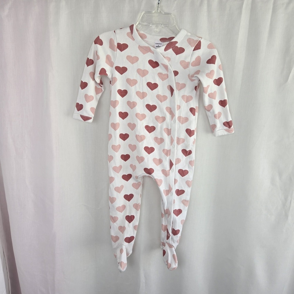 Nordstrom Baby Sweet Heart Footed Pajamas One Piece Size 9M Cotton Snap Front